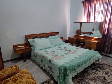 Farm & Agricultural Land