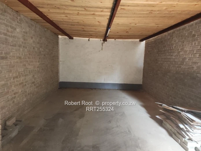Warehouse To Rent In Bluffhill Industrial Park 