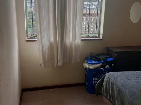 2 Bedroom Flat & Apartment