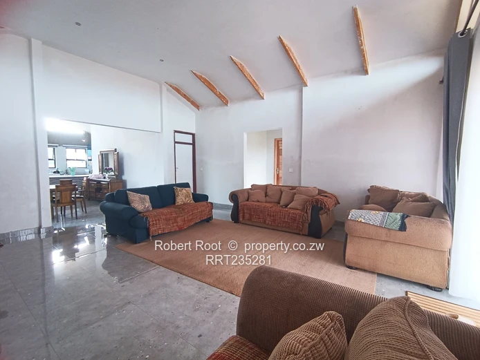 4 bed apartment in Mount Pleasant Heights