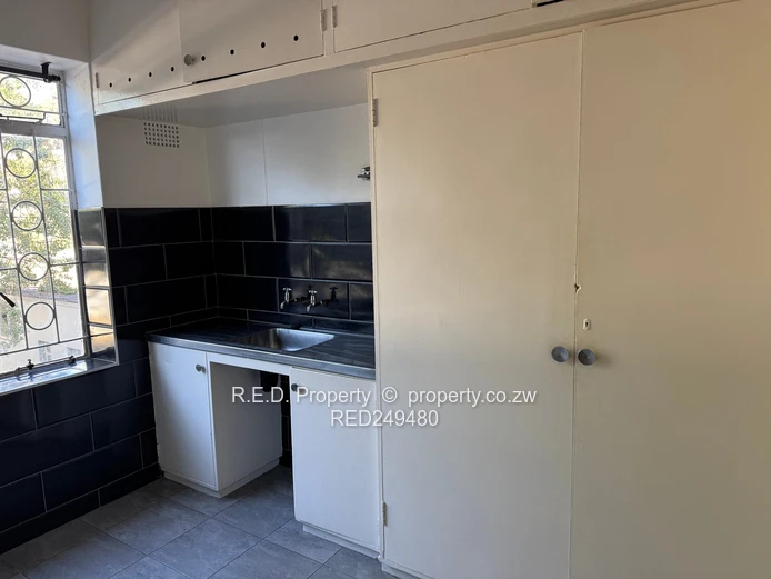 Neat & Spacious 2-Bedroom Flat In CBD!