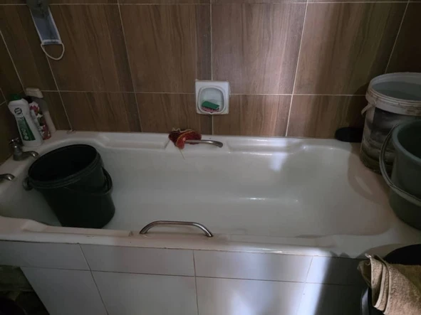 2 Bedroom Flat & Apartment