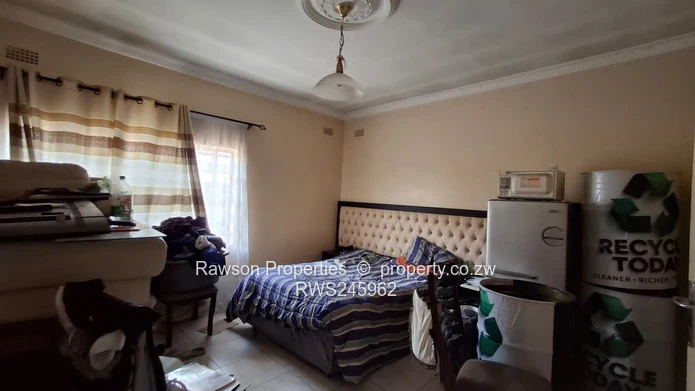 3-Bed Prospect Home: Verandah, Carport, Solar