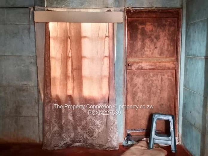 Spacious 4-Room Home for Sale in Dombotombo, Marondera