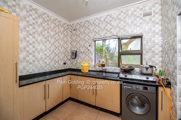 Stunning Family Home In New Pomona (Near Vainona) (Sole Mandate)