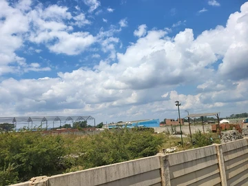 Commercial & Industrial Land