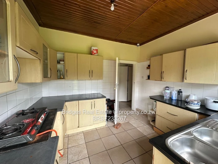 Greendale 4 bed house for sale with title deeds