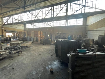 Warehouse & Factory