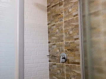 3 Bedroom Flat & Apartment