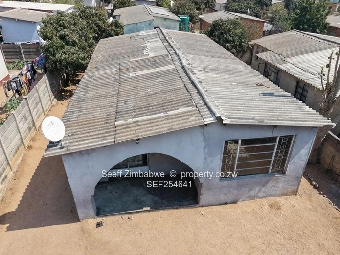 3 Bedroom House For Sale | Magwegwe West, Bulawayo (Sole Mandate)