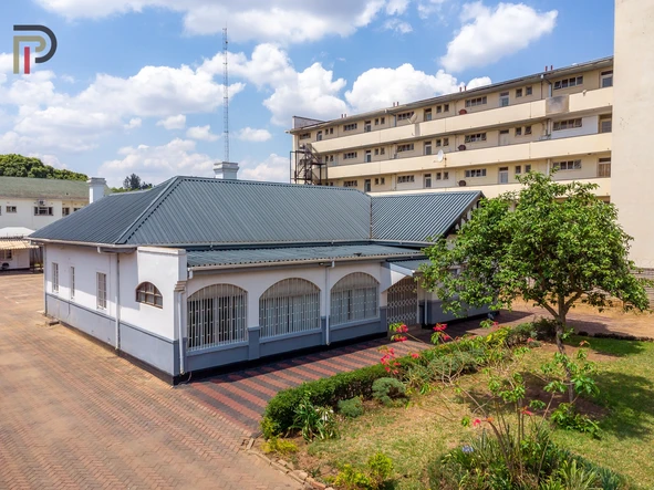 Commercial property For Rent In Avenues