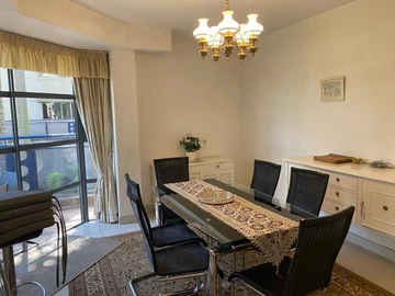 3 Bedroom Flat & Apartment