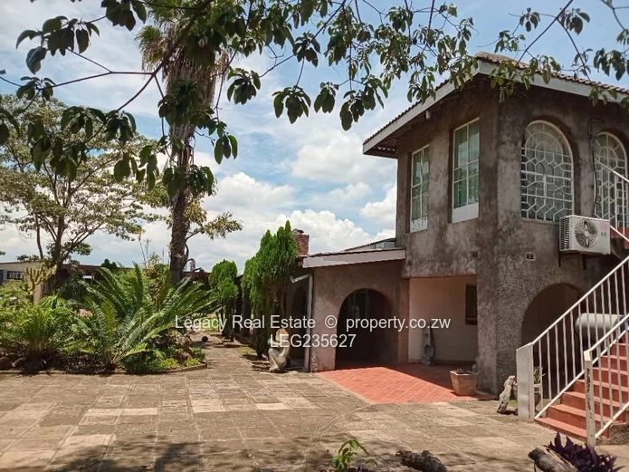 Multi-Purpose Warehouse & Yard at Chikwanha Shopping Centre with Road Frontage 