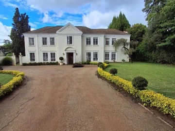 A Classical Architectural Styled House in a Prime Location, Ideal for Residence or Commercial 