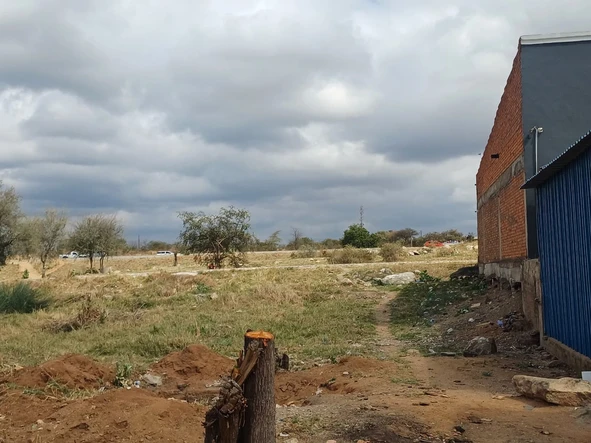 Commercial & Industrial Land