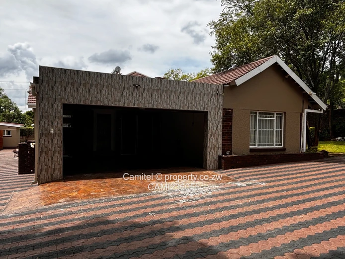 Emerald Hill family friendly house