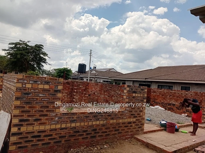 Incomplete house in Kutandara