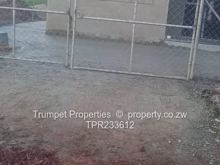 Spacious 4-Bed Home in Dzivarasekwa Ext– Tiled & Verandah