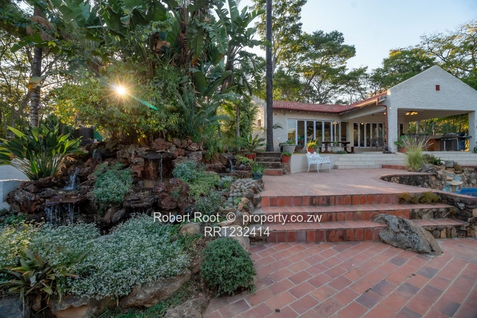 Exquisite family home up for grabs!