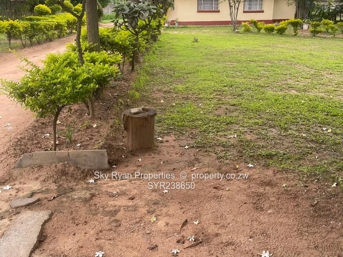 Queensdale House For Sale