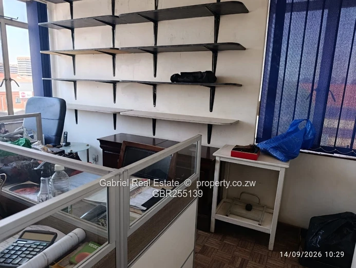 3-Bed Apartment in Harare CBD . Very ideal for  commercial and residential use.  