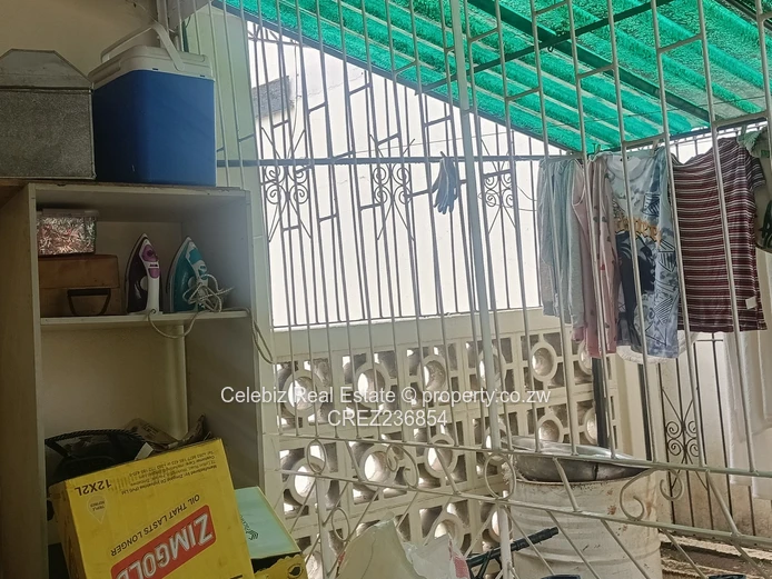 Chadcombe garden flat to rent