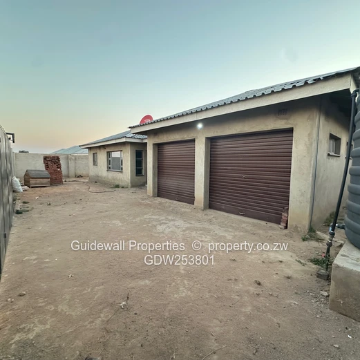 Retreat, Waterfalls house for rent (Sole Mandate)