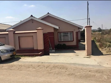 6 Bedroom House