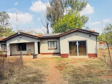 6 Bedroom House