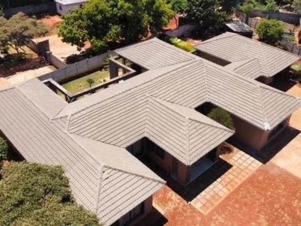 5 Bedroom House