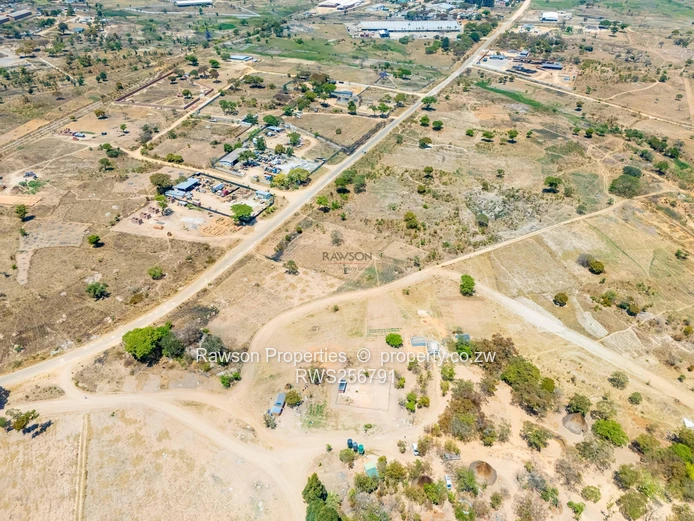 3.6 hectares of land .potential  Maronders (Sole Mandate)