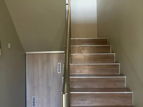 3 Bedroom Flat & Apartment