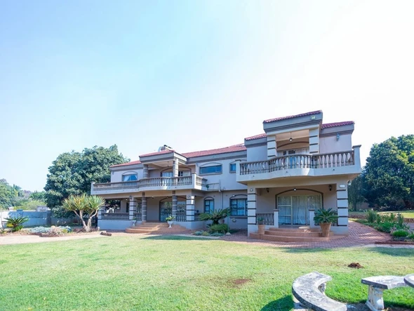 7 Bedroom House