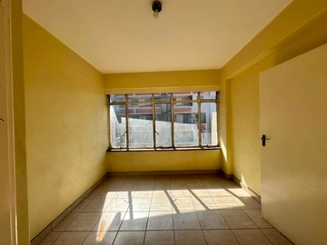 Flat & Apartment