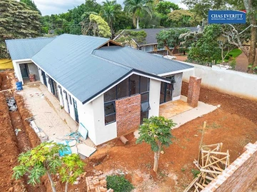 5 Bedroom Garden Flat