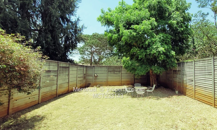 Neat simplex garden flat (Sole Mandate)