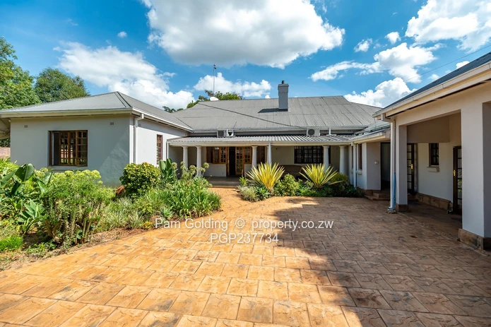 The Perfect Business Location: Close to the City & Major Hospital.