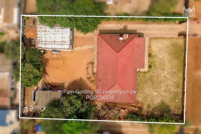 Braeside; 3 Bedroom; 933 Sqms  (Sole Mandate)