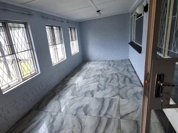 2 Bedroom Garden Flat