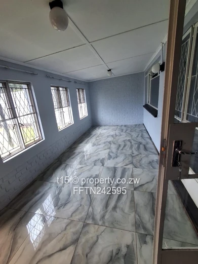 Apartment close to CBD and the ever buzzing greenfield center