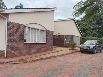 6 Bedroom House