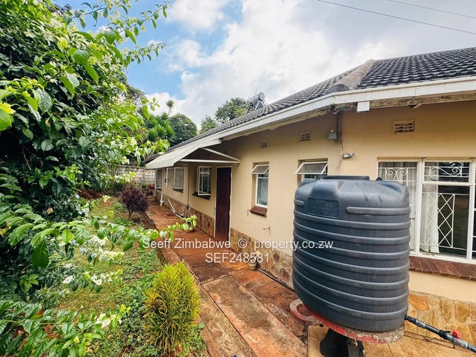 Prime Rolf Valley: Massive 7-Bedroom Property with High-Yield Potential