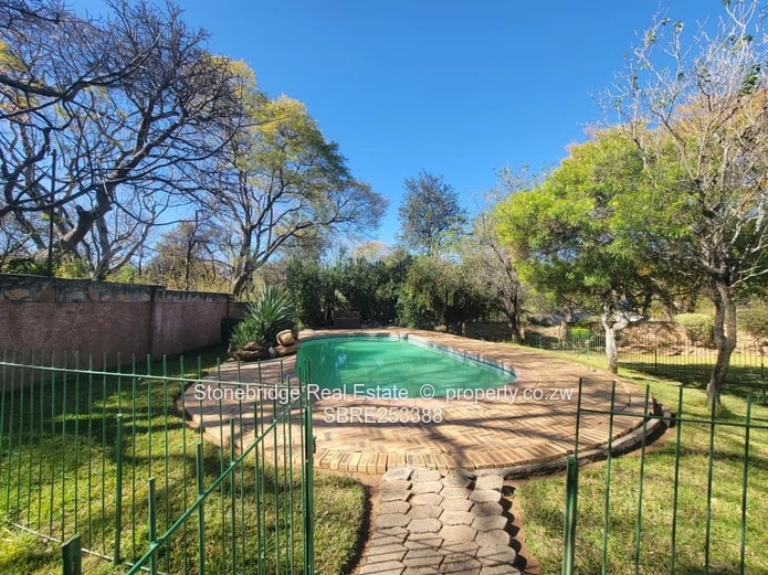4 Bedroom House in Hillside For Sale