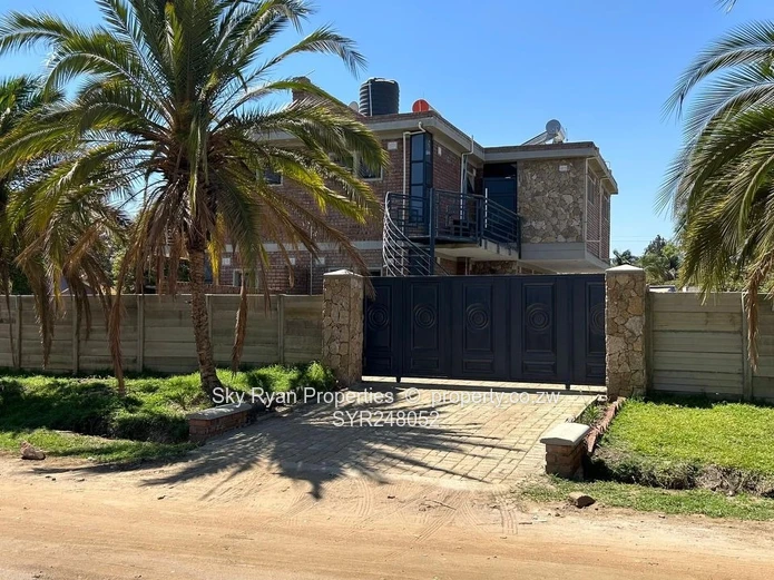 Old Marlborough Flat For Sale 