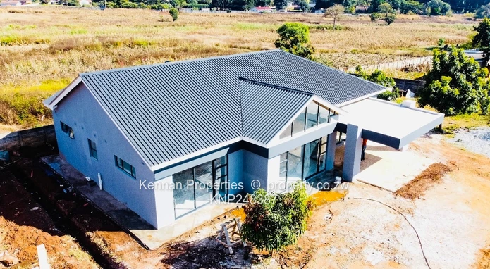 4 Bedroom Single Storey Townhouse For Sale In Mandara 
