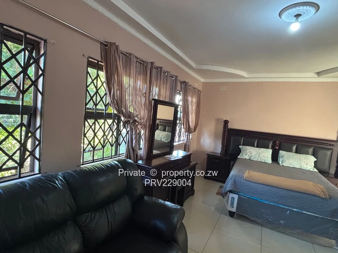 Chinhoyi Property For Rent!!!