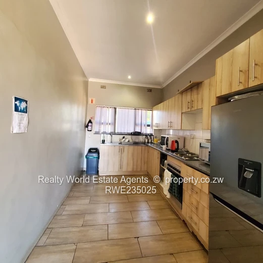 Prime Avondale Commercial Property To Let