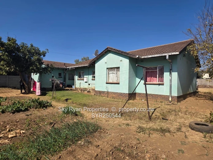 Ashdown Park House For Sale 
