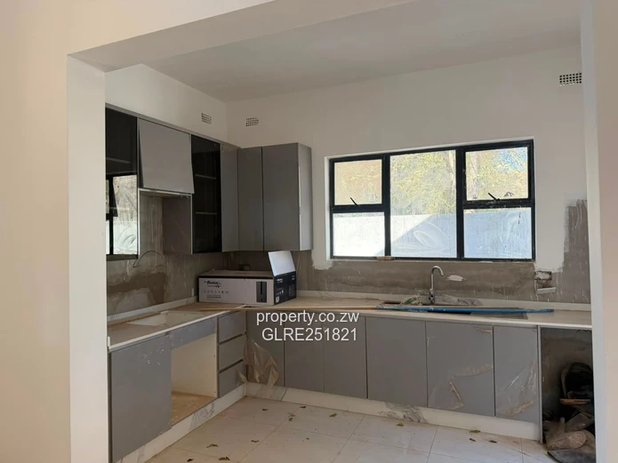 Modern 3-Bed Vainona Home with Carport & Borehole