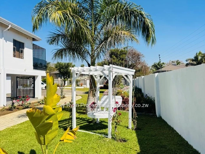 Borrowdale Helensvale House For Sale